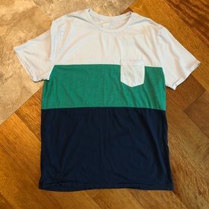 GAP three tone pocket tee